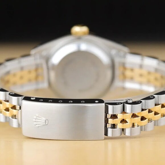 Sale! Ladies Rolex 18kt Datejust New Condition Watch With Box - Picture 7 of 8